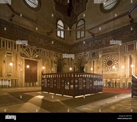 Der Mausoleumsfries von Sultan Hasan - Ein Triumph der islamischen Architektur und Kunst!